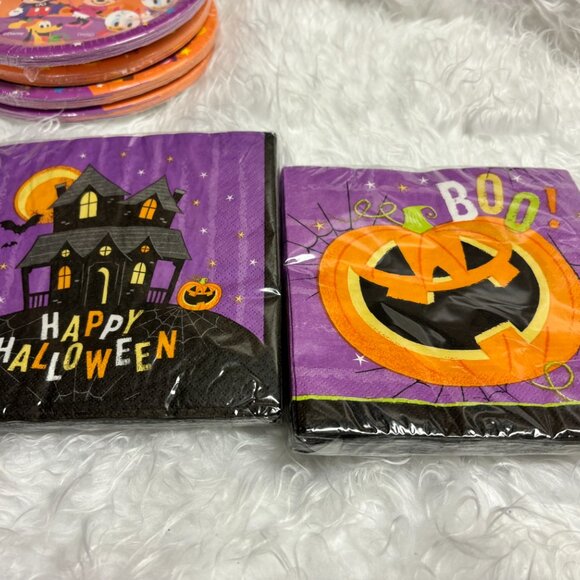 Disney Mickey & Friends Halloween Bundle NEW - Picture 5 of 5